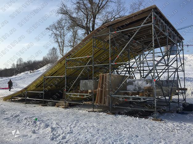 Услуги по аренде и монтажу сценических конструкций Layher.
